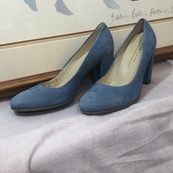 ecco pumps blue